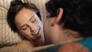 The  Lives of College Girls / Kiss Scene — Kimberly and Max (Pauline Chalamet and Matthew Gold)