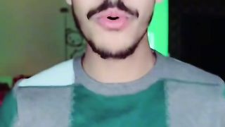 Make stickers for whatsapp.