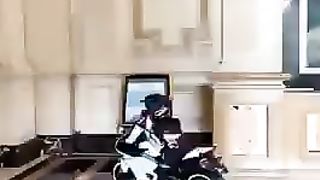 Auto Boy
