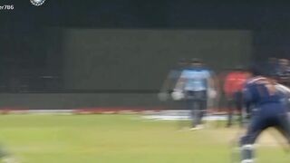 Virat Kohli Catch Drop