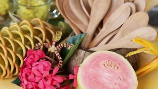 8 health benefits of guava fruit  and its leaves