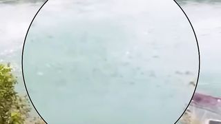Amazing video and dangerous you may like this ????☺️☺️