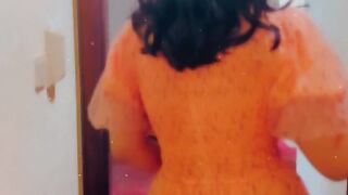 Sarah khan