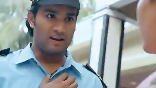 Hot kaamwali or makan malik