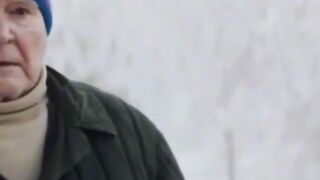Дедок дал жару прикол