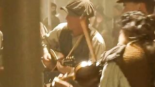 Titanic xxxmovie seen with pakistani girl hot face/7Atiq
