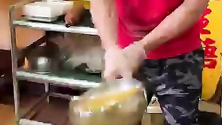 Making and processing of delicious Honey