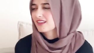 New velog queen from Karachi