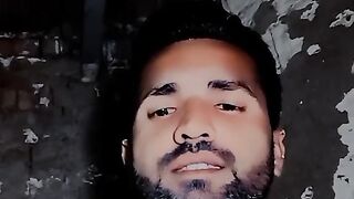 Zindagi na mujhe ek bat....
