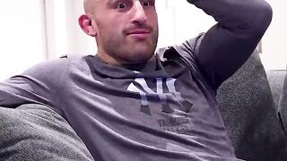 Alex Volkanovski Hilariously Fails at Guessing UFC Fighter Tattoos