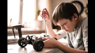 five best toy robots for kids learning
