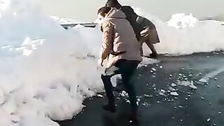 Beauty of Kashmir | enjoying snowfalls