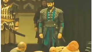 Usman bey wazir ir geehato ka sir qalam krty hoay Season 3