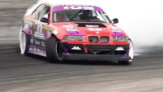 Drifting in BMW E36 _Formula Drifting