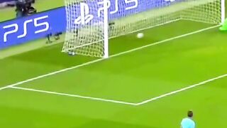 How Ronaldo destroys Messi