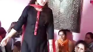 Dr Aleeya Dance Video Share Subscribe My Channel