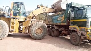 Unloading Dumper Body