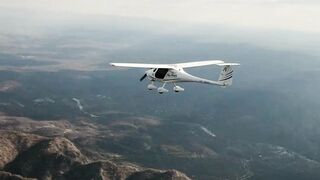 "Stunning Views from the Cockpit: A Gorgeous Flight Across the Sky"