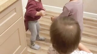 BABY fighting????Funny Videos