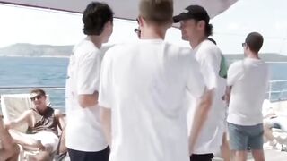 World beach ????️