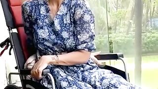 Lifestyle of Bollywood actress star????????????