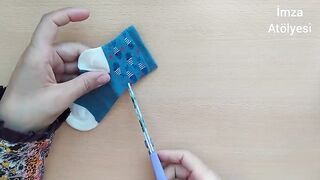 MAKING A SIMPLE TOY DOLL WITH A SOCK ONE.