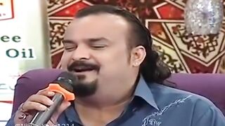 میں قبر اندھیرے میں