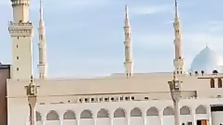 Jise chaha dar p bula lya