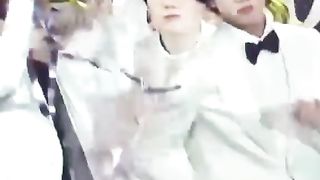 Now thats our savage ones dancing like babys