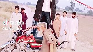 Funny vedio ????????????????
