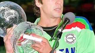 Imran Khan shorts video