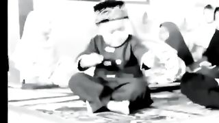 یار بچے کا عشق تو دیکھیں