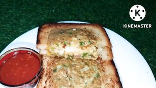 Cheese_egg_sandwich_recipe_Cheese_omelette_sandwich_recipe_Cheese_egg_toast_breakfast_recipe(720p).