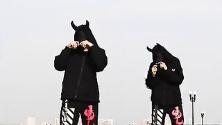 Neon mode shuffle ????????#tiktok #dance #subscribe #shorts