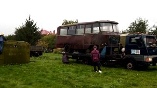 Retro bus 3