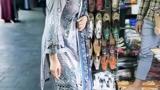 Viral video chappal show room