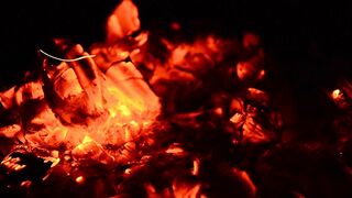 Soothing, calming and Relaxing Music Coal Fire - Burning Fireplace Visual Effects