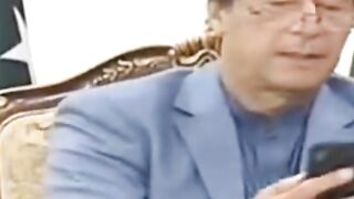 Maryam nawaz text to Imran khan????????