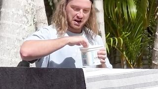 How to mess with someone at the pool. (Laugh, comedy, entertainment, )