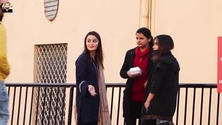 Abbu jee Apko Bohat Yaad Kartay Hain ???? | Comments Trolling