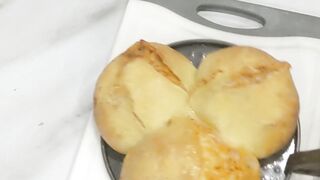 Chicken bun