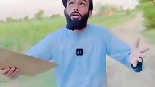 Ajeeb Interview ????-- Kiya Khan Sahab 6 Sawalon Ke Jawab De Painge -- umar920.