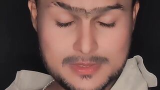Mujhe pyar ✌karna hai