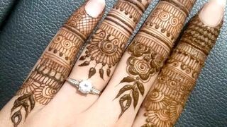 Simple fingure mehndi designs