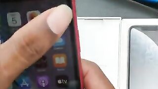 APPLE iphone xR unboxing 2023