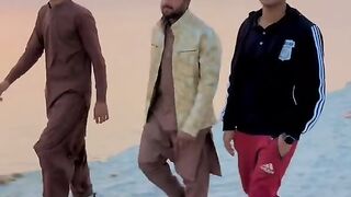 Pyar Badha Ke Na Hath wha