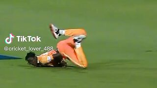 This player is very injured. What is the name of this player??????