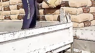 Unloaded traila to track