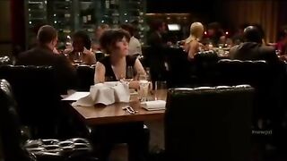 new girl restaurant scene
