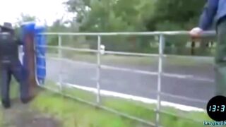 Видео не ускорено. Так выглядит 300 км / ч.